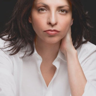 Veronica Falcón image